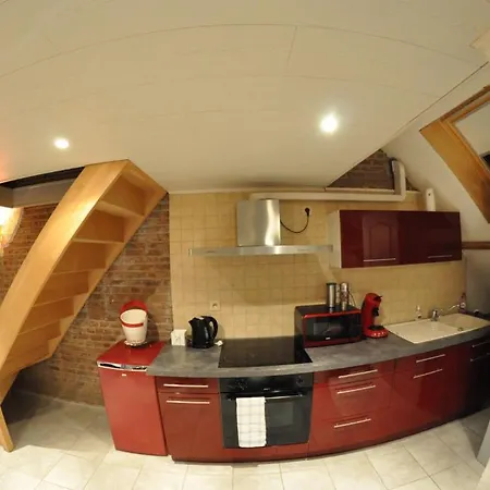 아파트 Appartement Studio Tournai *