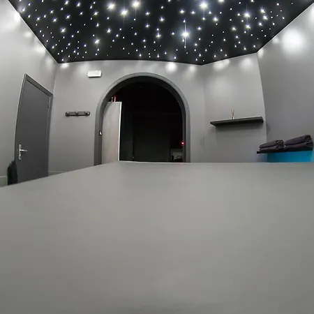아파트 Appartement Studio Tournai *