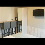Appartement Studio Tournai דירה *