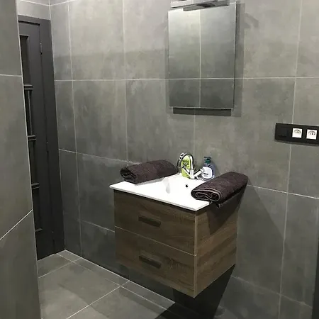 Appartement Studio Tournai * Tournai